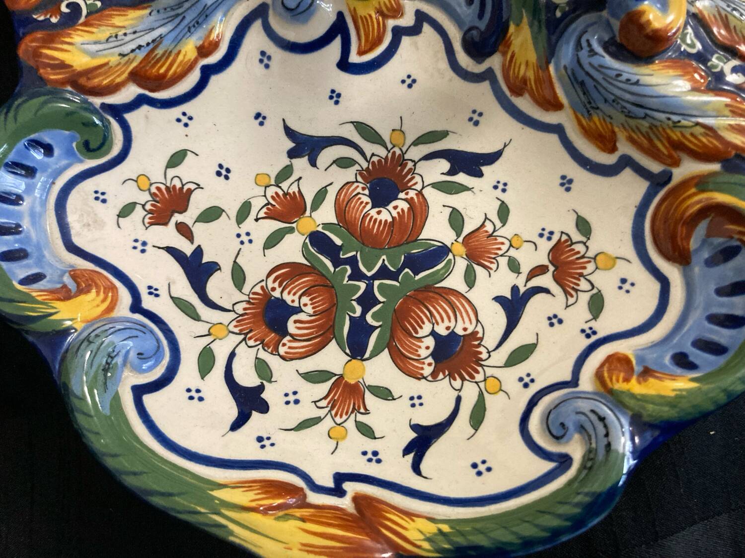 Serving dish in old Rouen