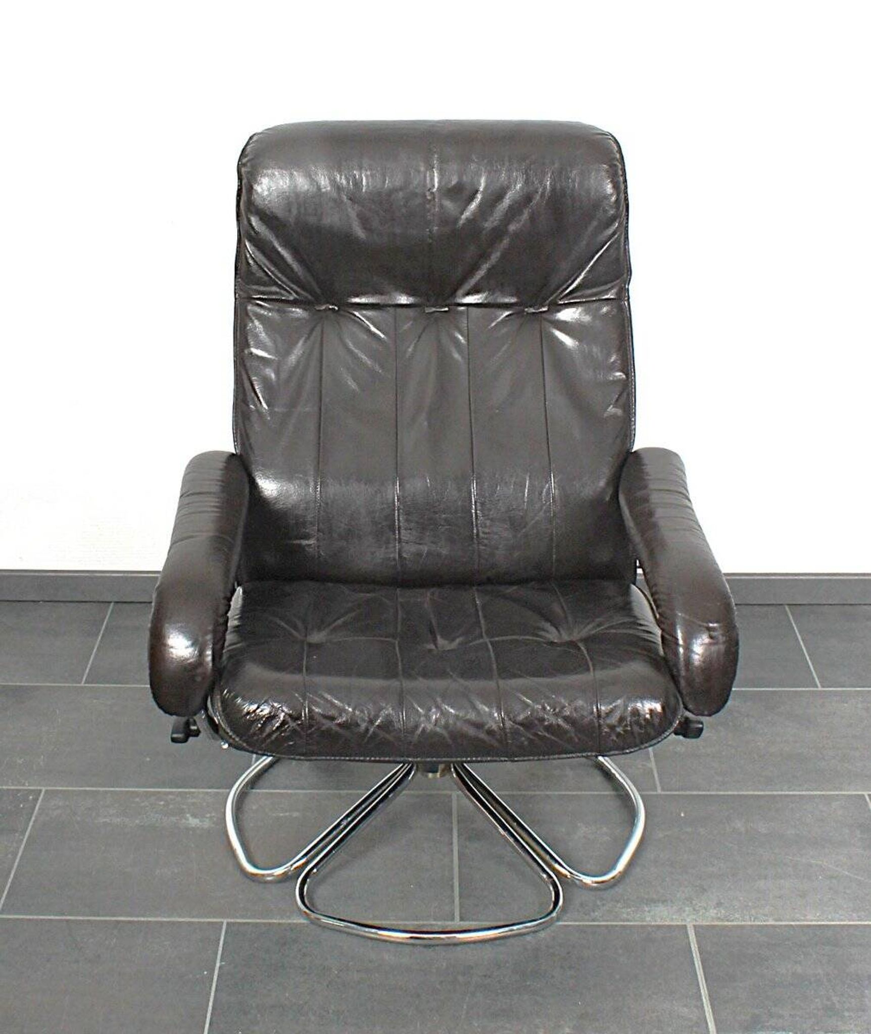 Unico 1970s Dark Brown Leather Lounge Chair and Ottoman Set of 2