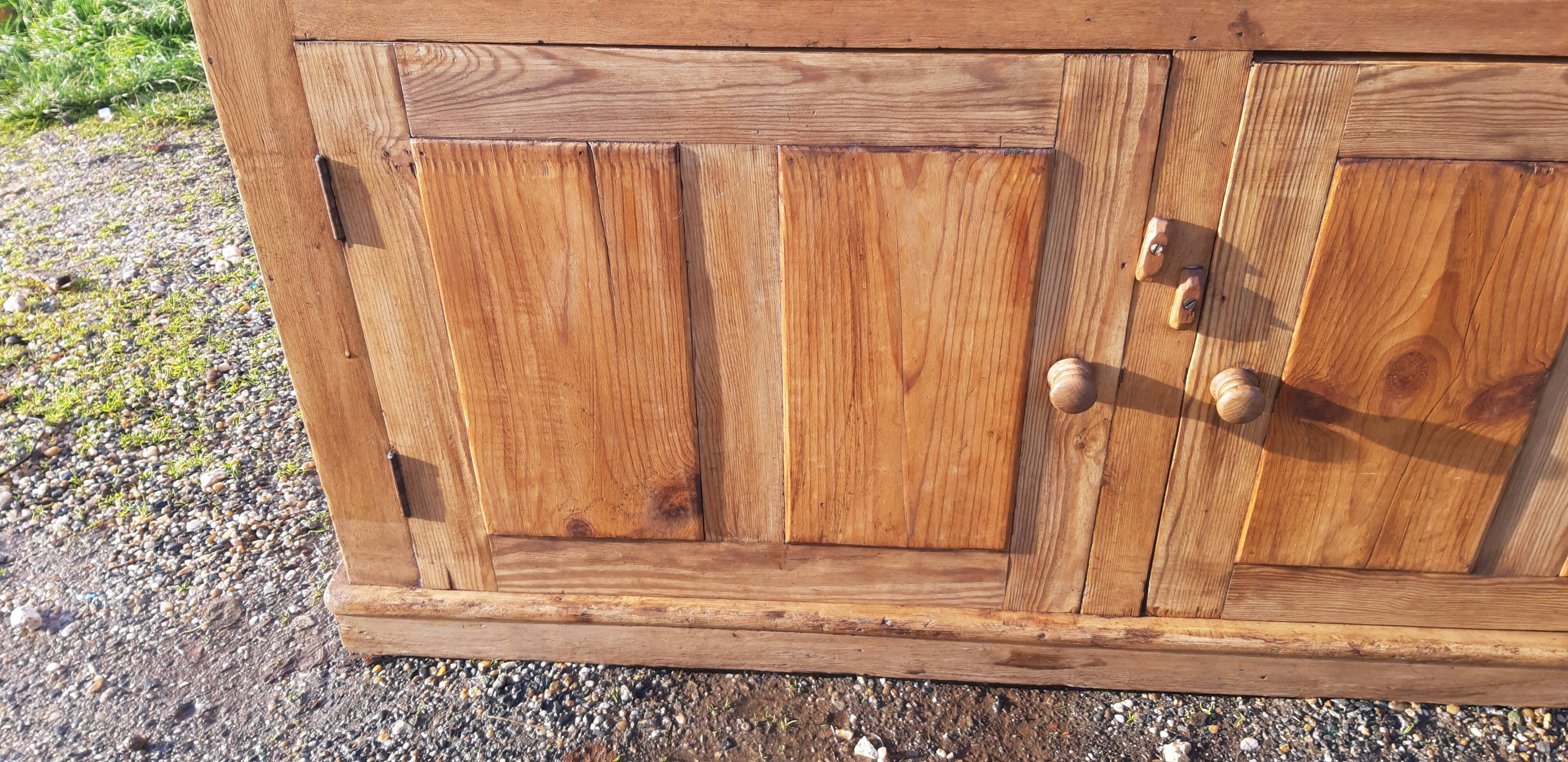 Industrial storage unit