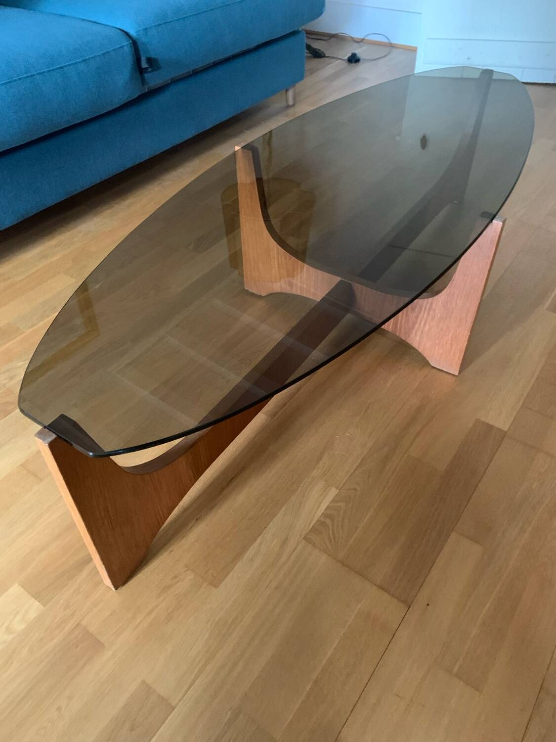 Hugues poignant 60s coffee table