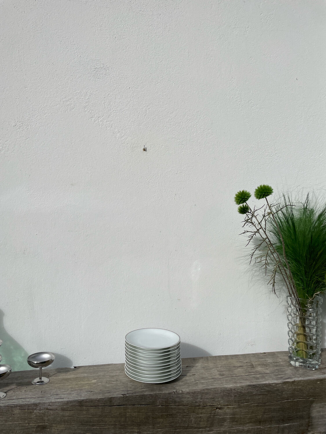 10 assiettes à dessert en porcelaine de Limoges blanches