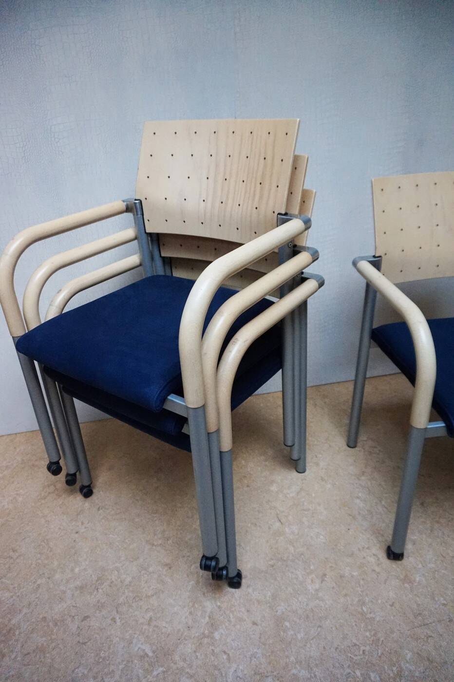 Set of 5 dining or conference chairs by Wiesner Hager and designed by Arge2
