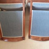 Paire de chaises basses en velours bleu