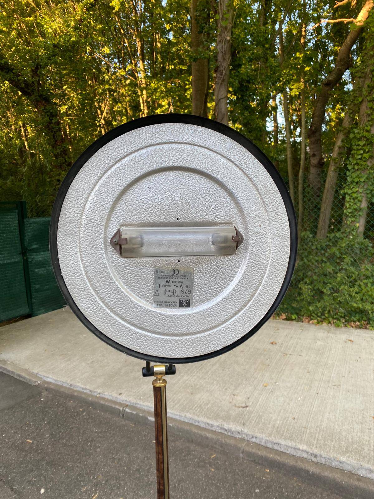 Vintage Italian floor lamp Zid (1996) in Loup & Brass finish with dimmer.
