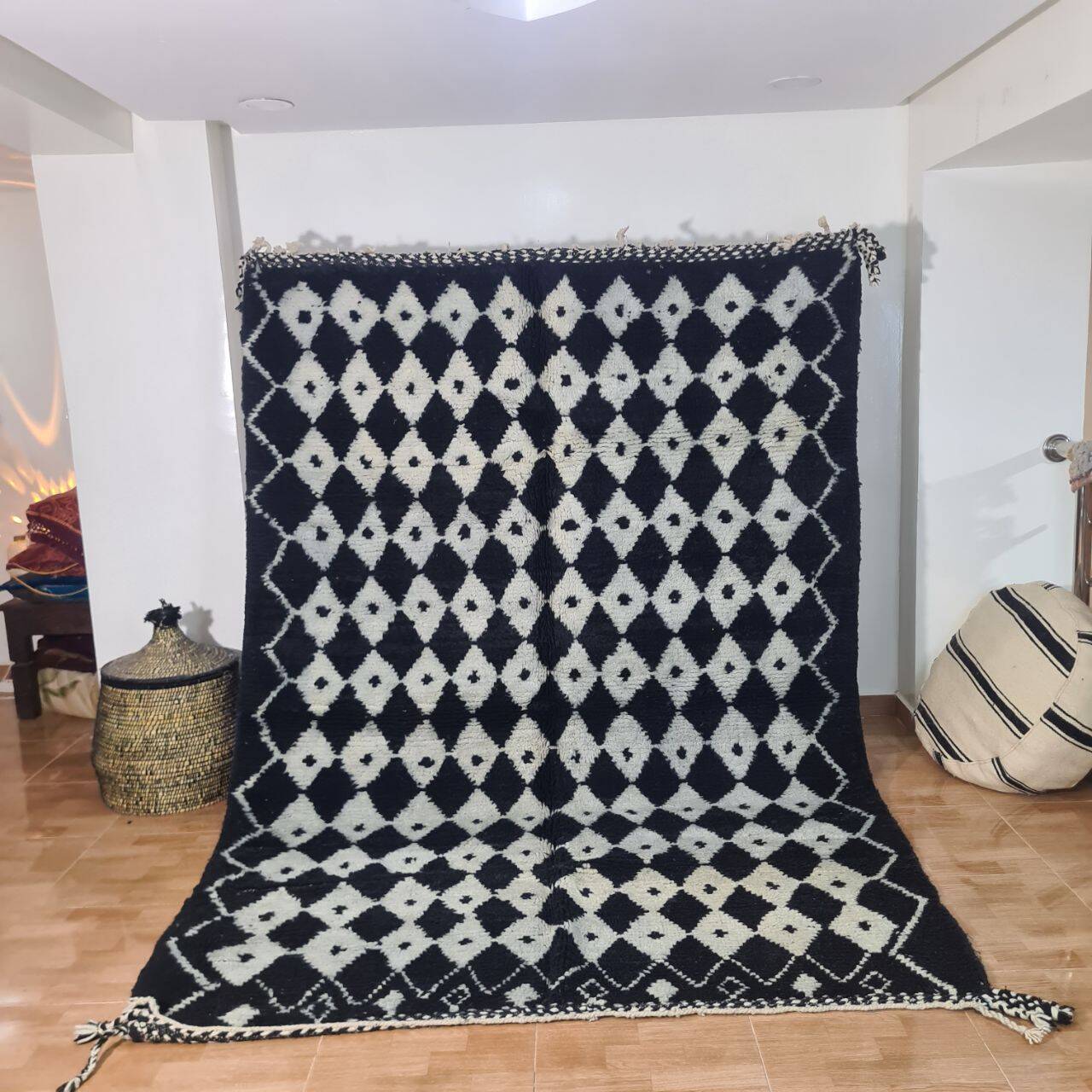 Handmade Moroccan Berber rug 300 x 200 cm