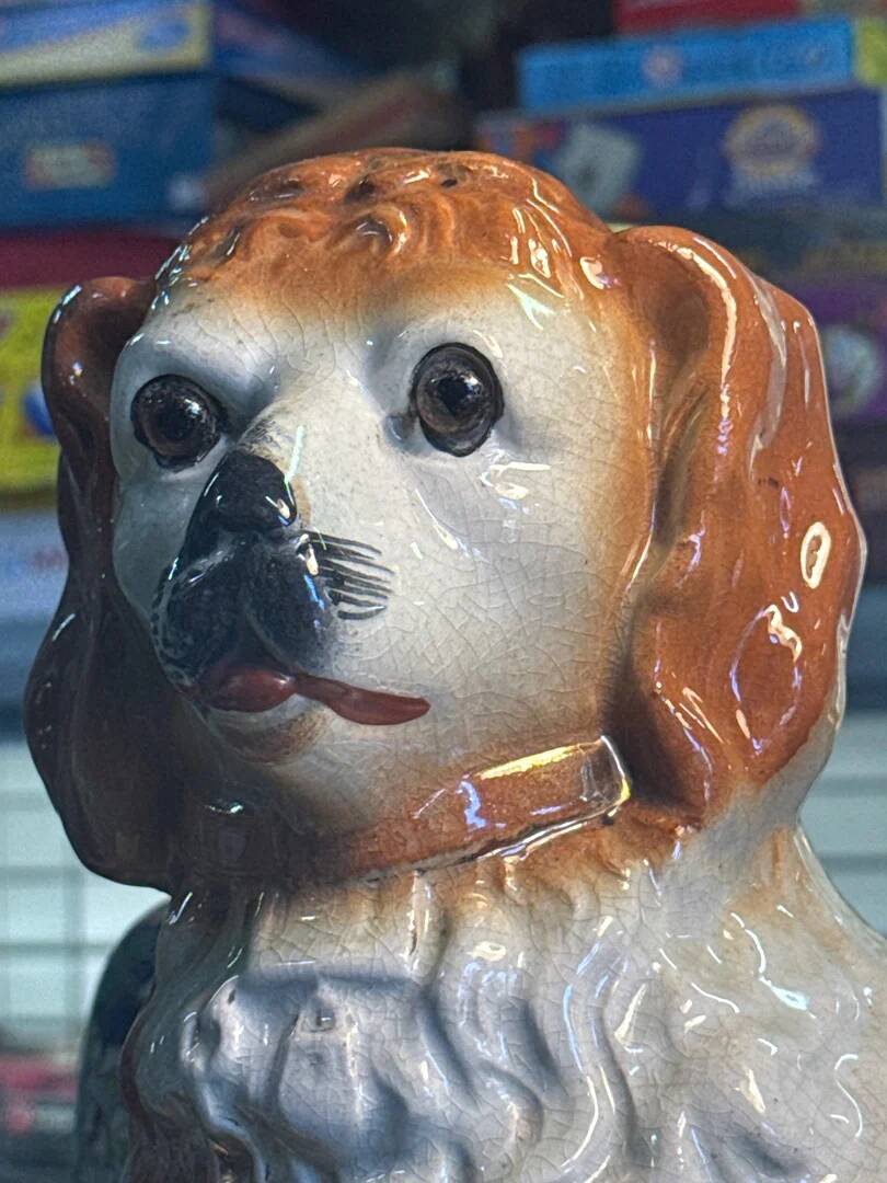 Set of 2 Dog Statues – Staffordshire – Ornament – Vintage Pair