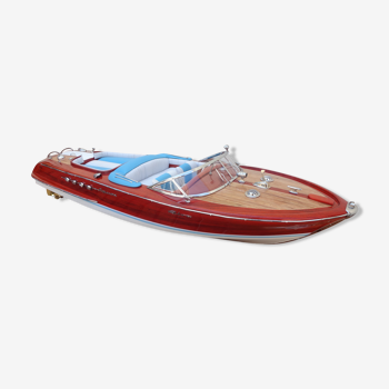 Maquette bateau riva