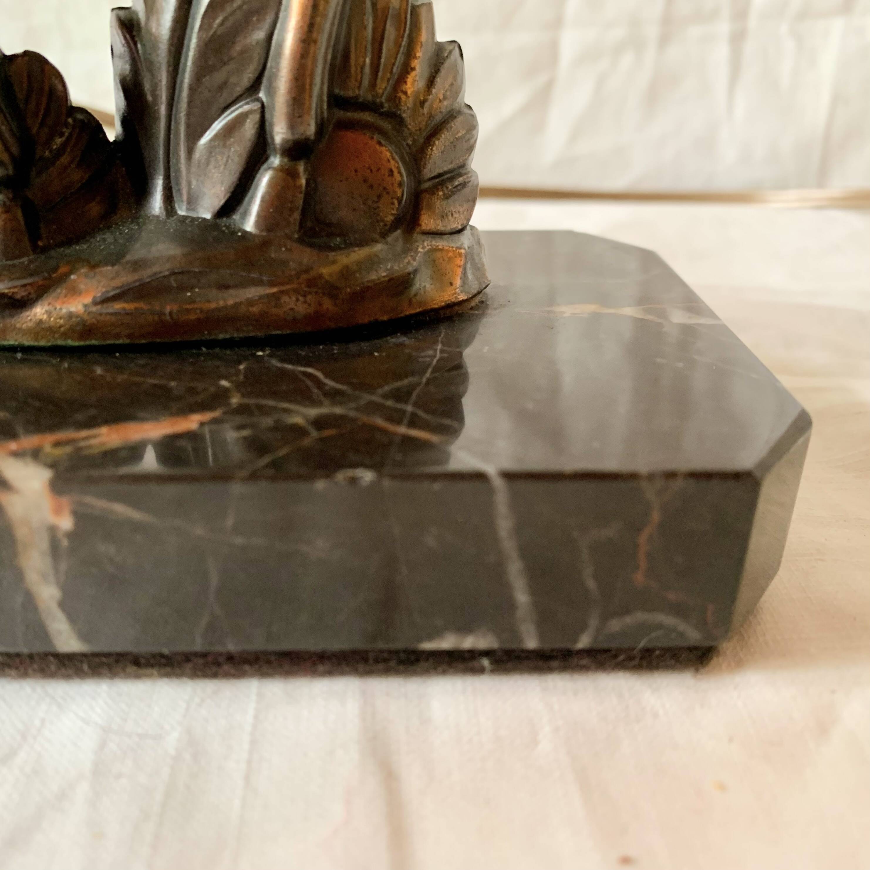 Art Deco bedside lamp - Globe and fawn on marble base