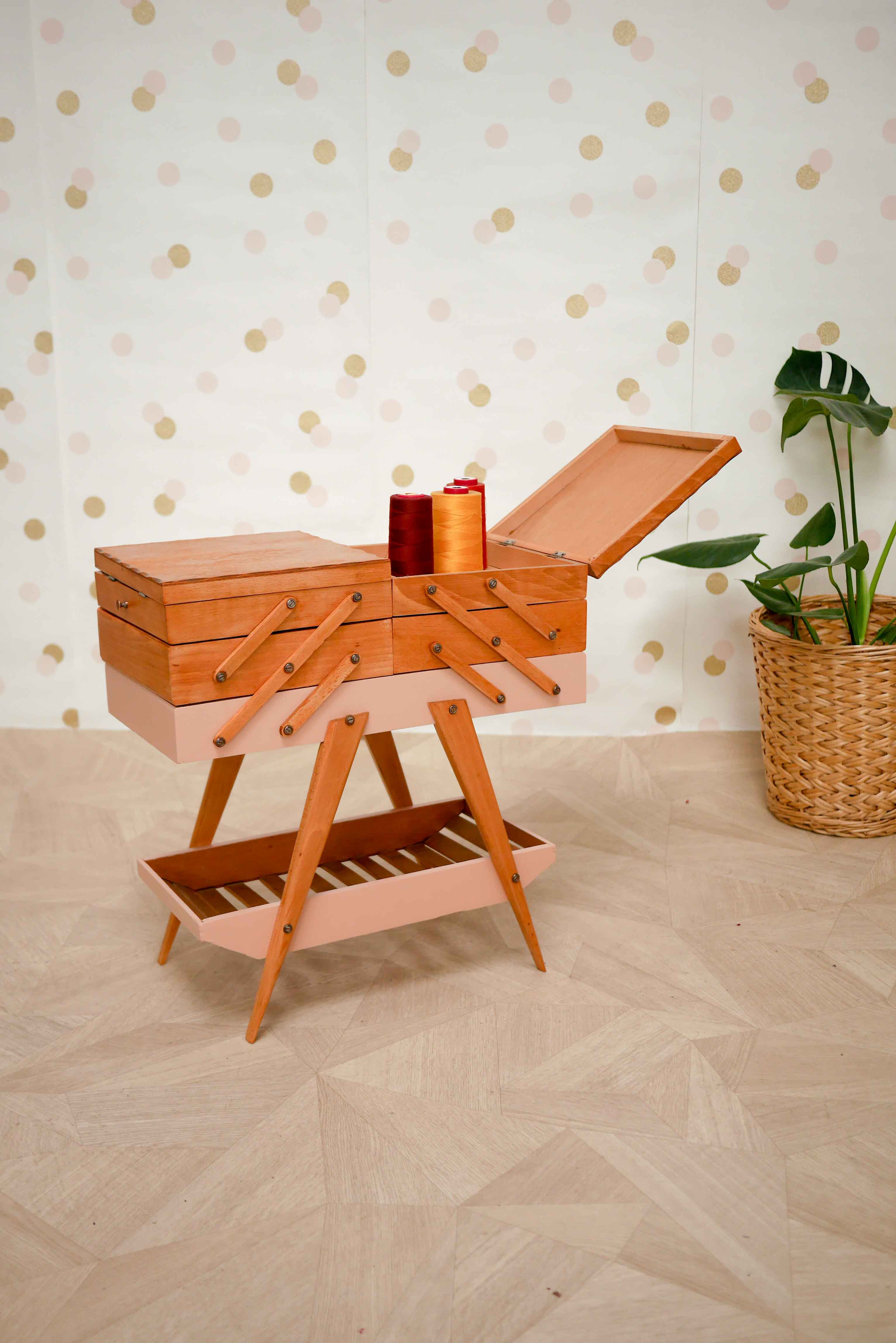 Vintage sewing table