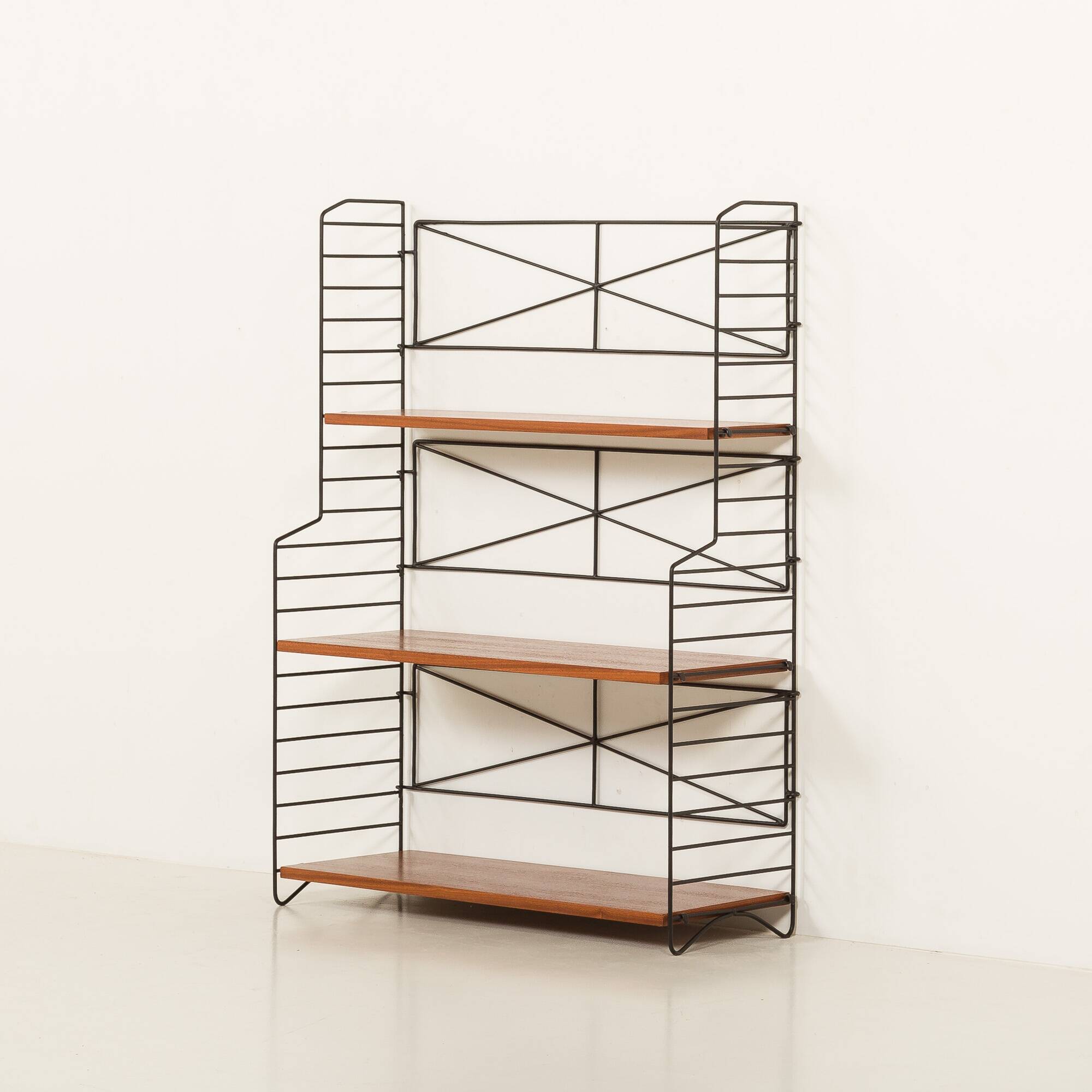 Étagère autoportante String scandinave des années 1960, Suède