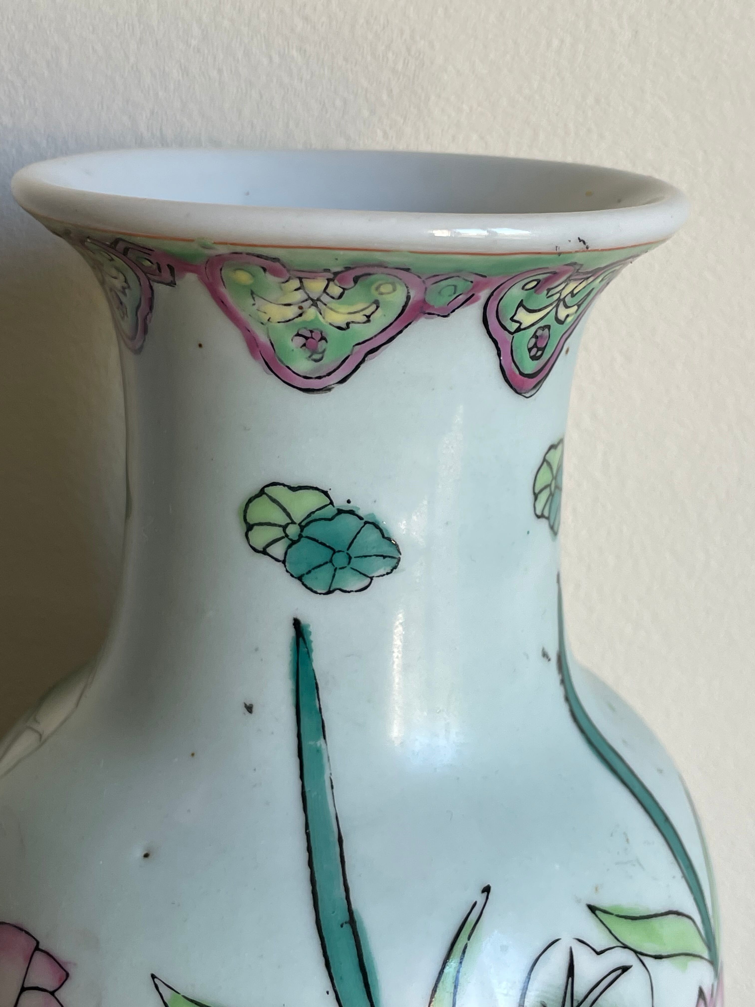 Vase Ancien Chinois En Porcelaine Bleu Et Blanc, Décor Colonne Bouche Large, Fait Main