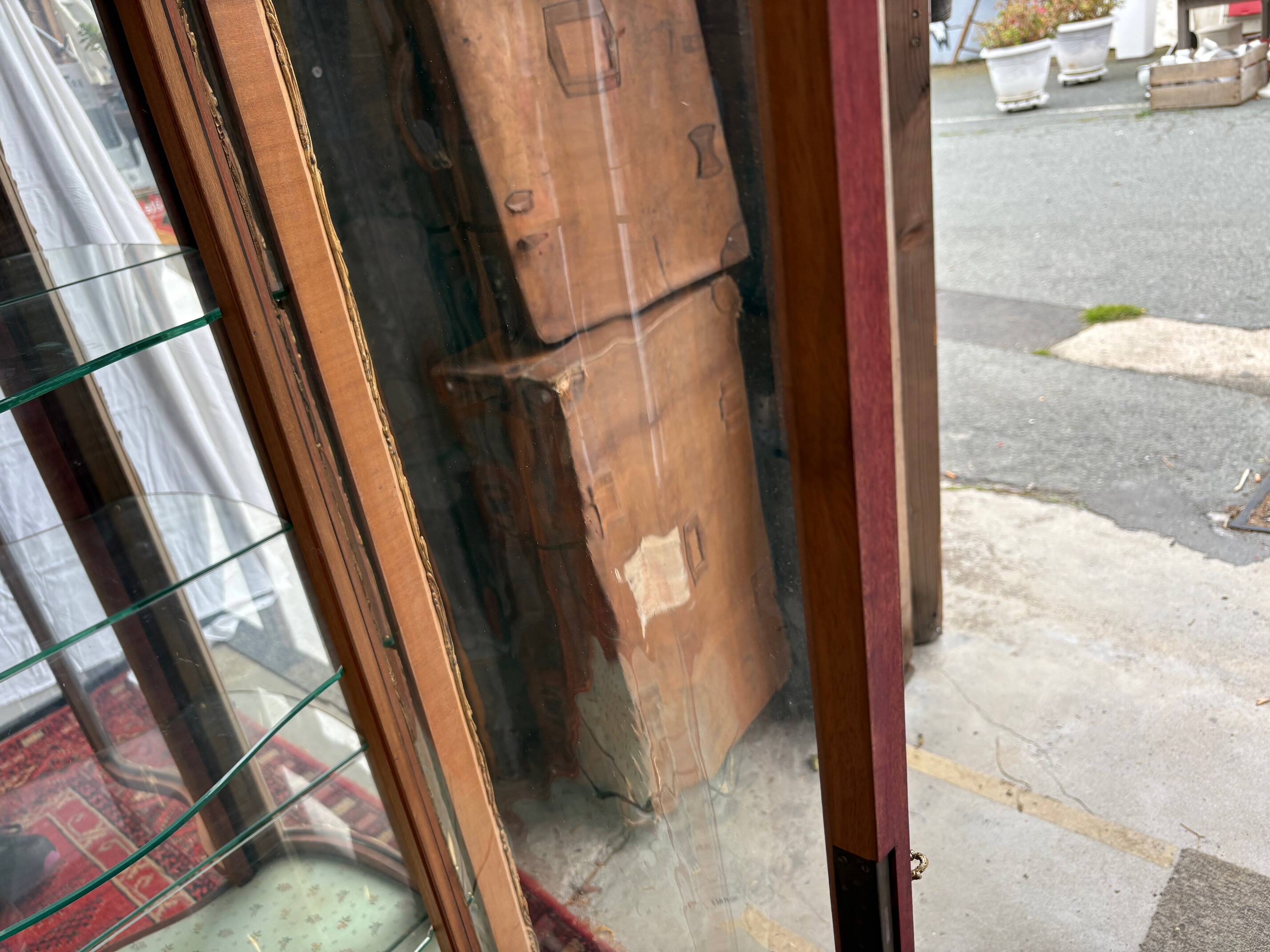 Louis XV/Transition style display cabinet in wood and gilt bronze