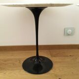 Pair of tulip tables by Eero Saarinen,  Knoll edition