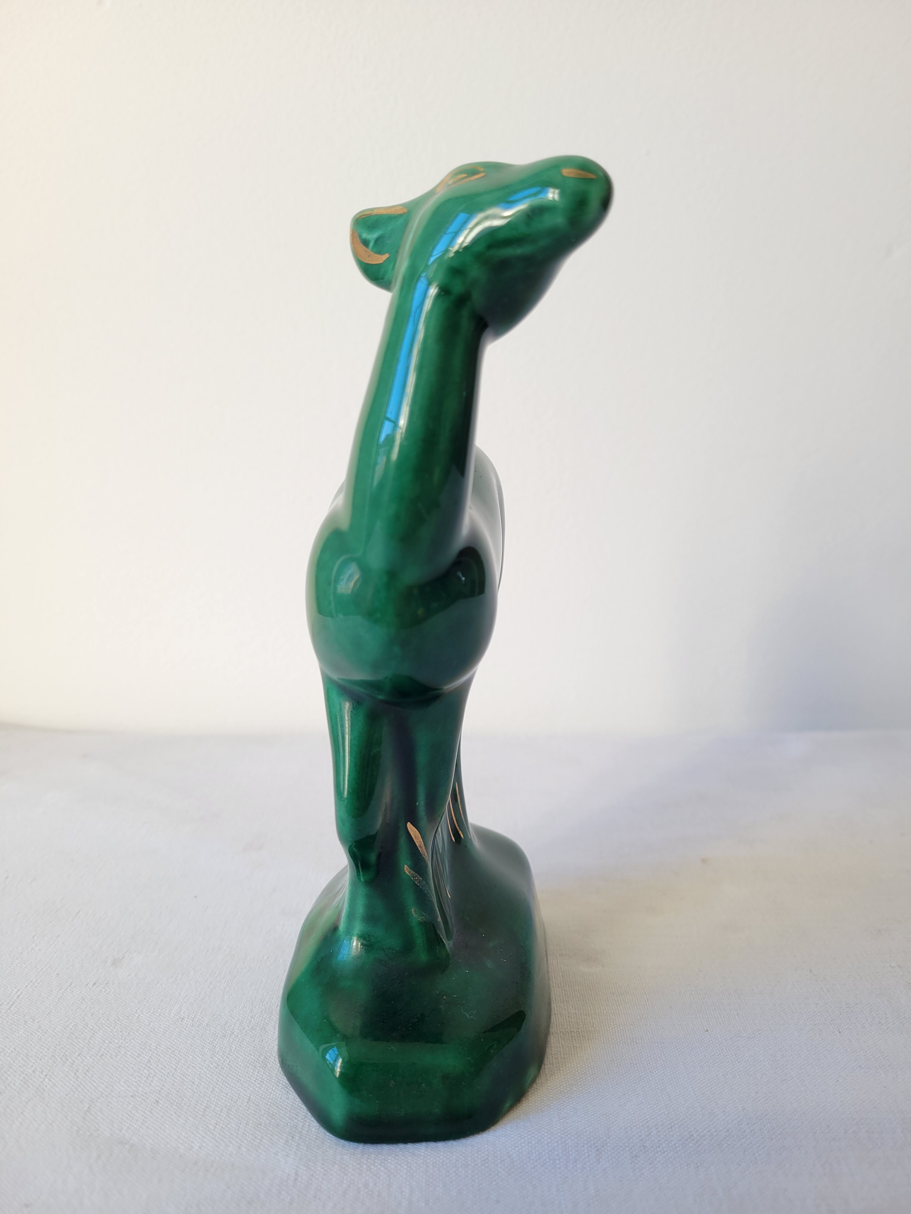 Figurine zoomorphe art déco faon vert