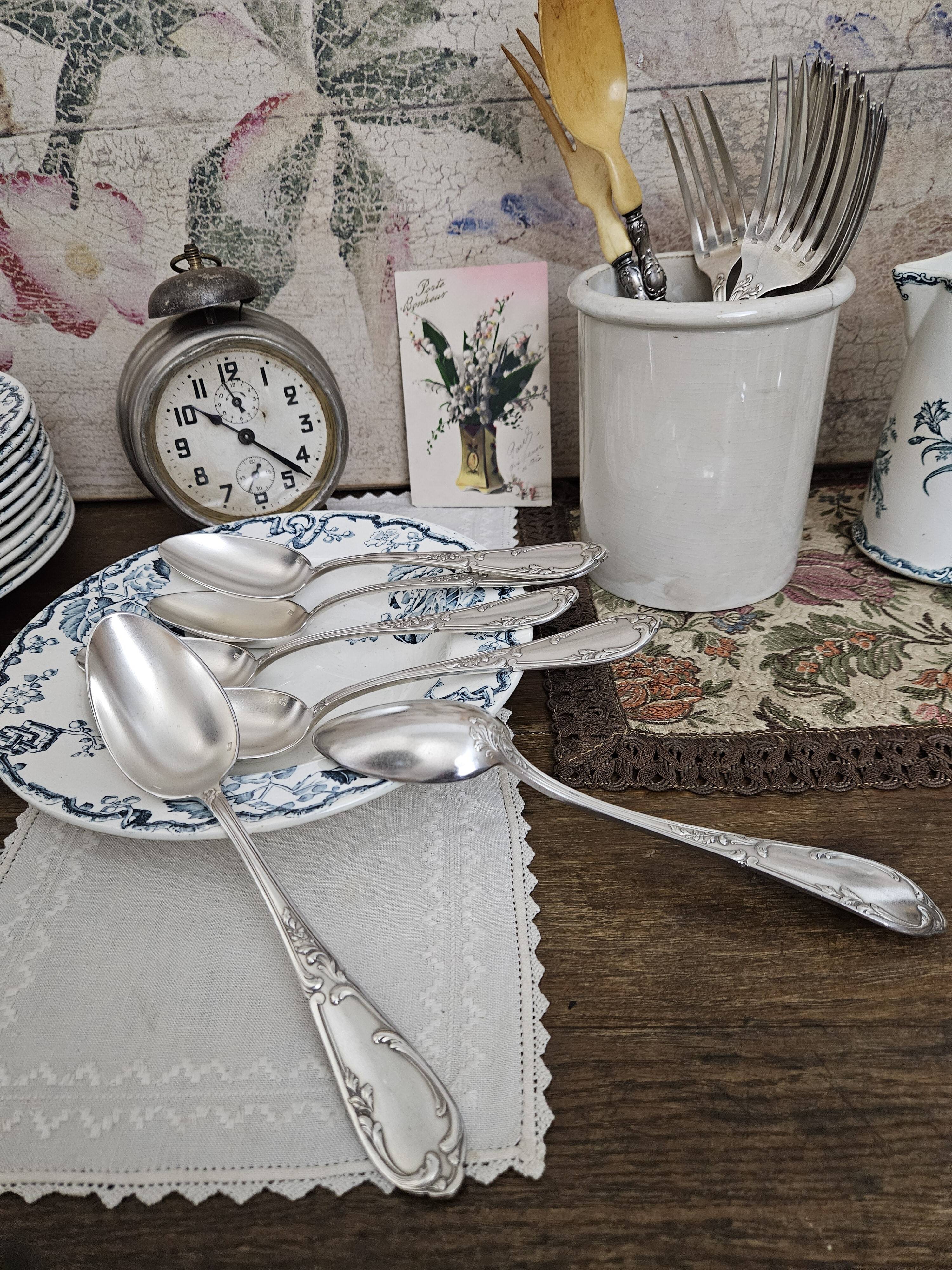 6 silver-plated metal tablespoons