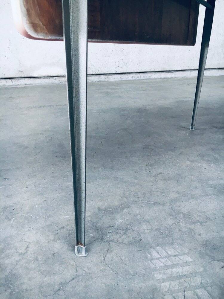 Dutch Industrial Desk attributed to Wim Rietveld for Ahrend De Cirkel, Netherlands, 1960s