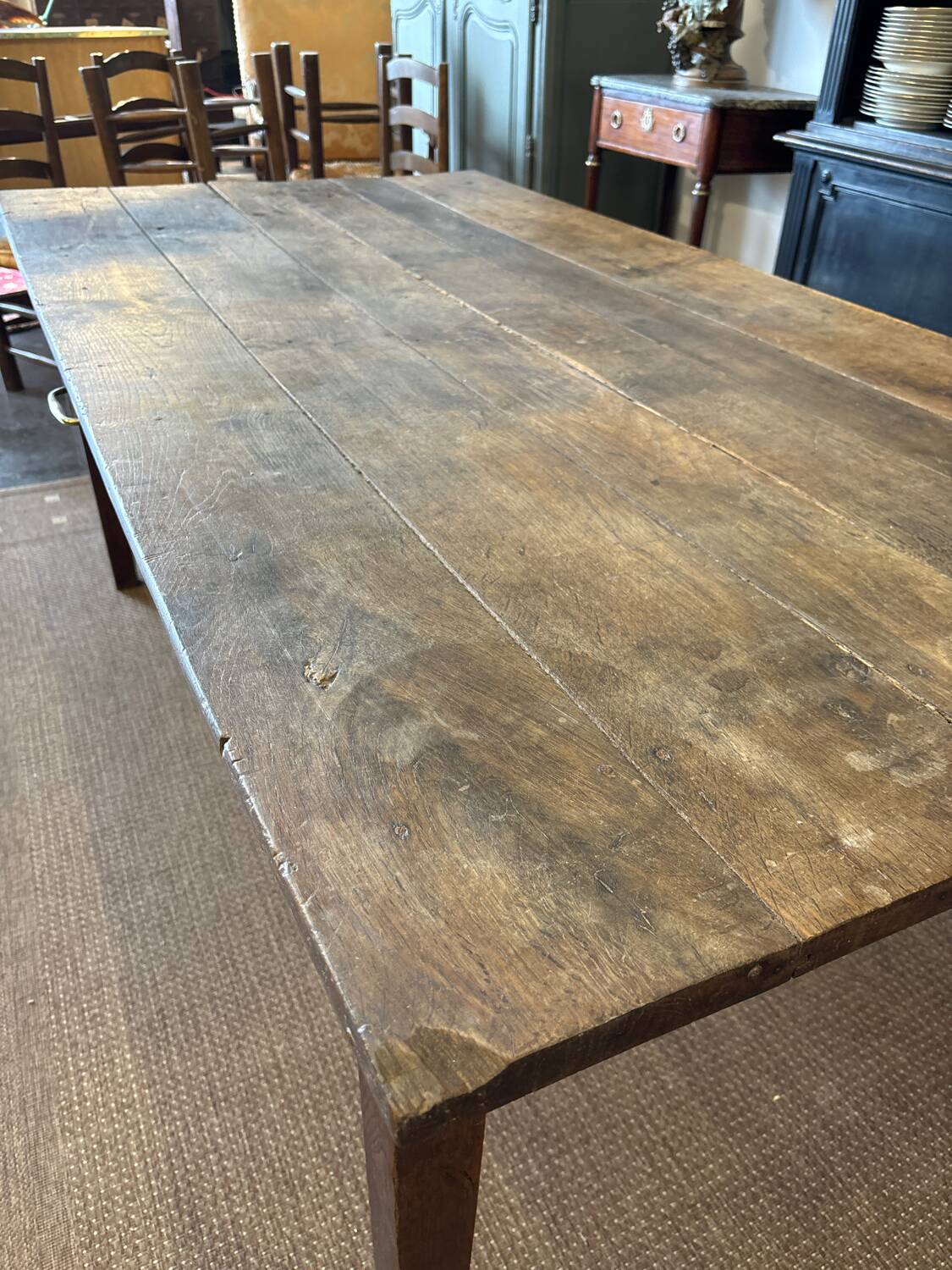 Farmhouse table