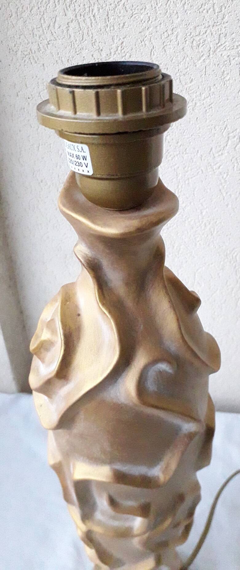 Ceramic lamp base