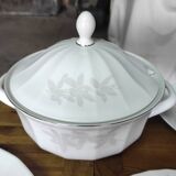 Porcelain service