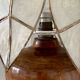 Lampe en nacre et bois d’olivier