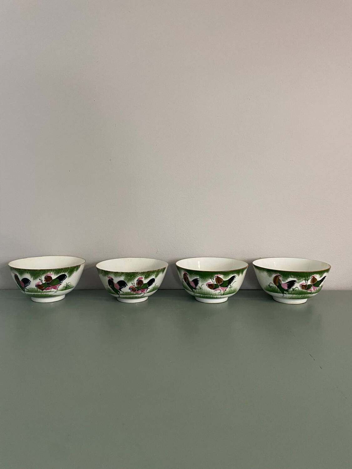 Set of 4 Chinese porcelain bowls, rooster patterns.