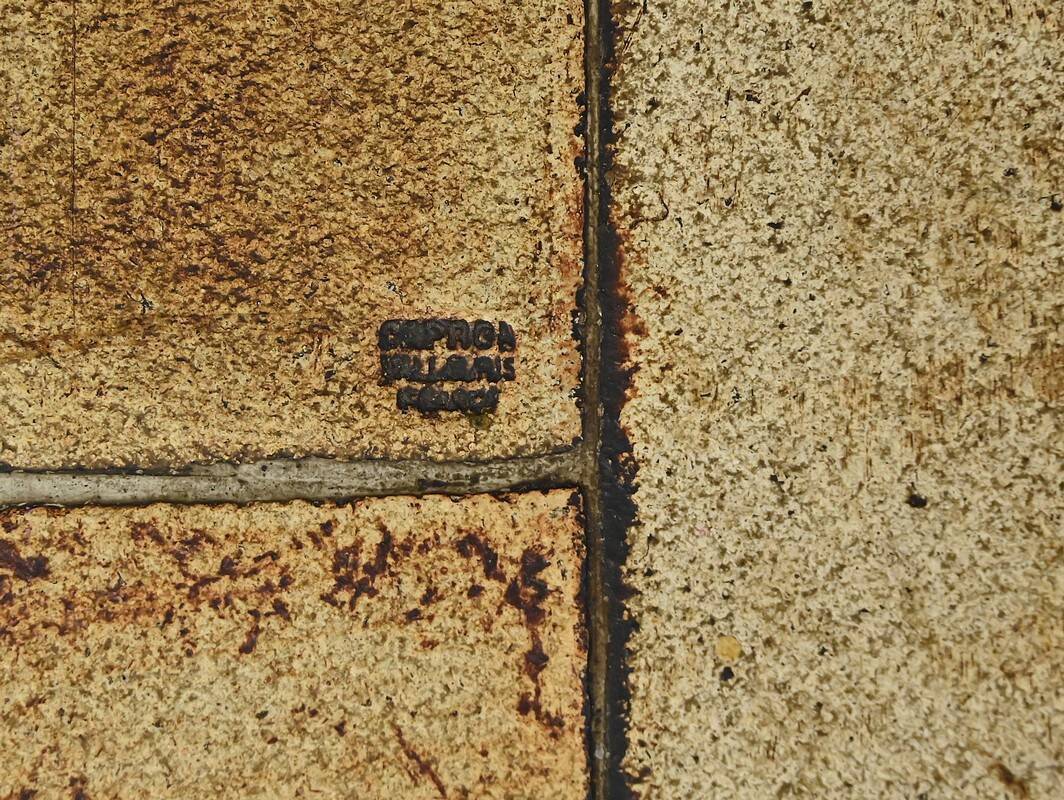 Coffee table signed R. Capron, Les Herbiers Collection, Vallauris – 1960