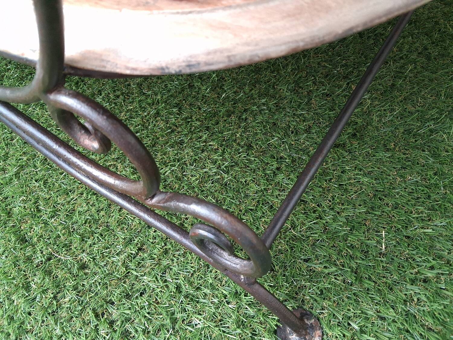 Table de caractère acacia et fer forgé