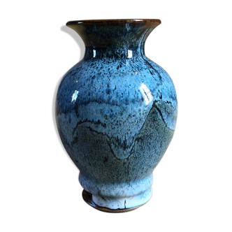 Vase signé en céramique émaillé