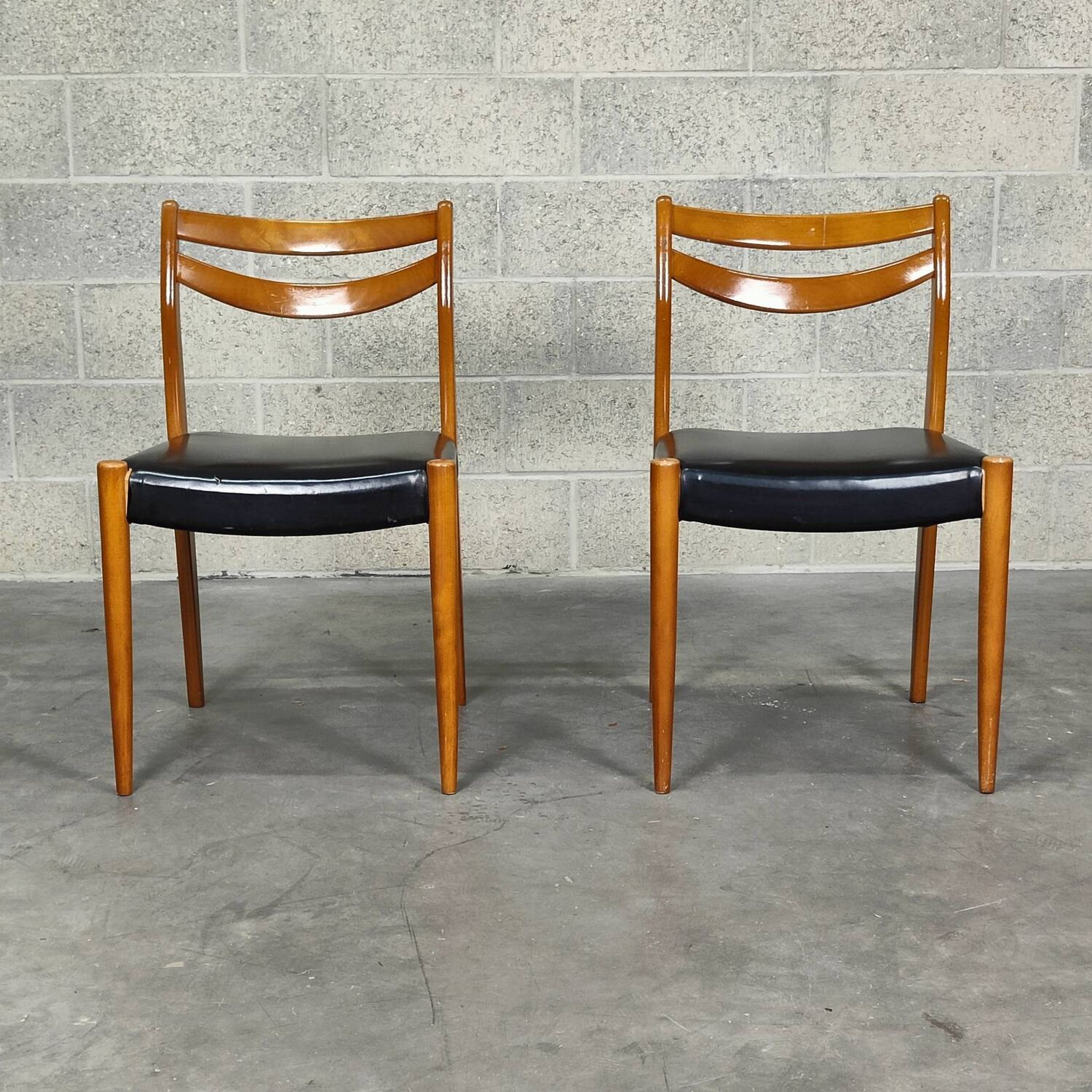 Pair of Scandinavian style chairs 1970