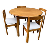 Table and 4 chairs set