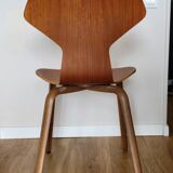 Chaise Arne Jacobsen Grand Prix en noyer Republic of fritz hansen