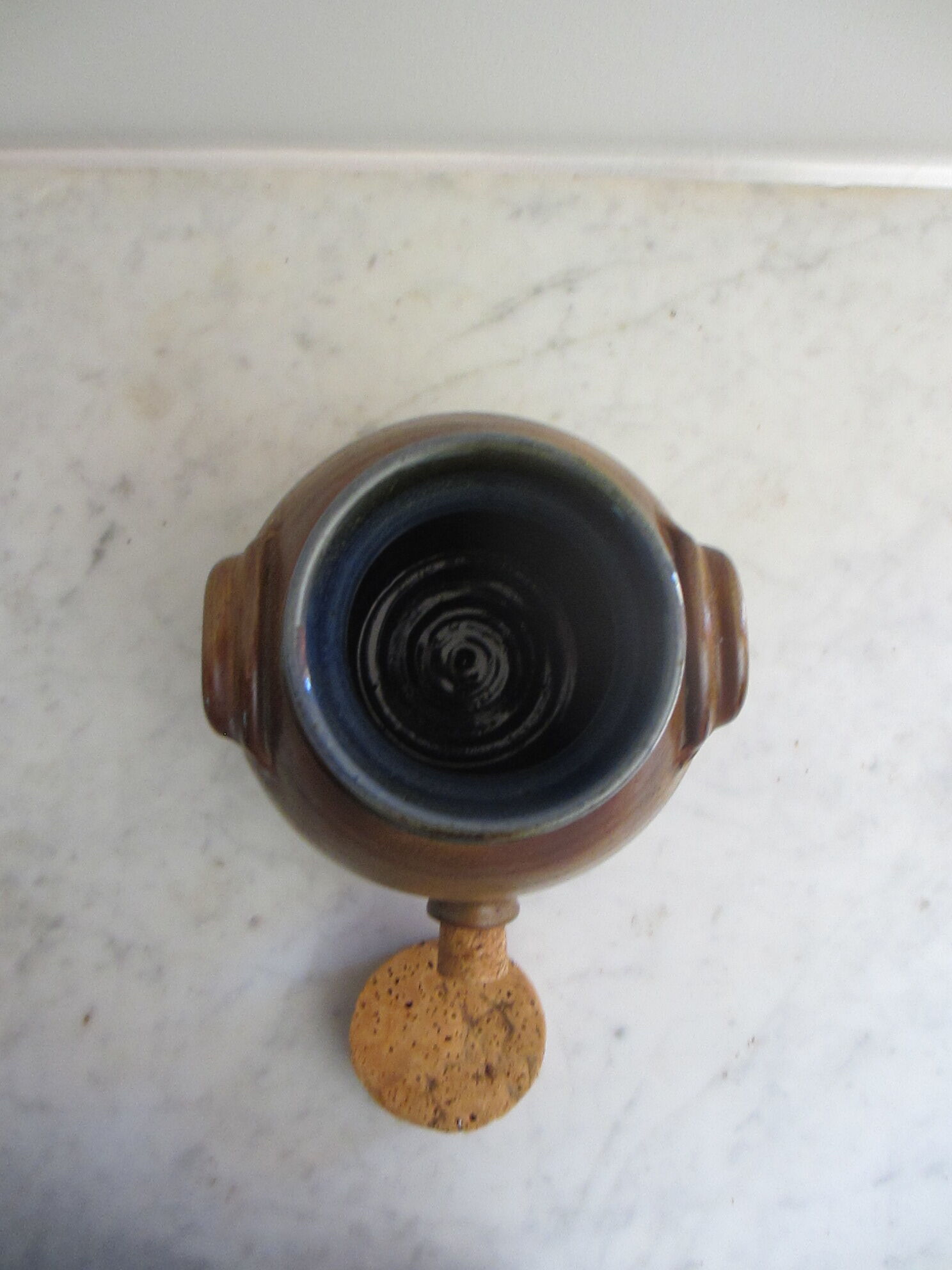 Vinegar in sandstone