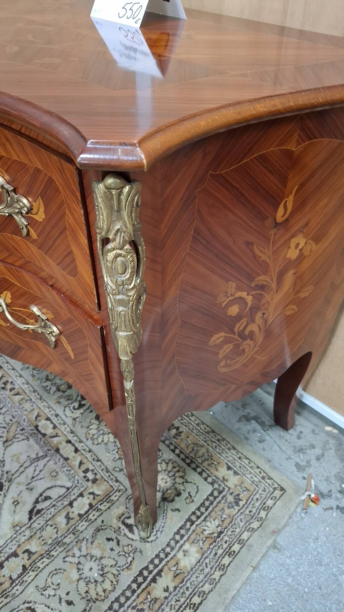 Marquetry chest of drawers