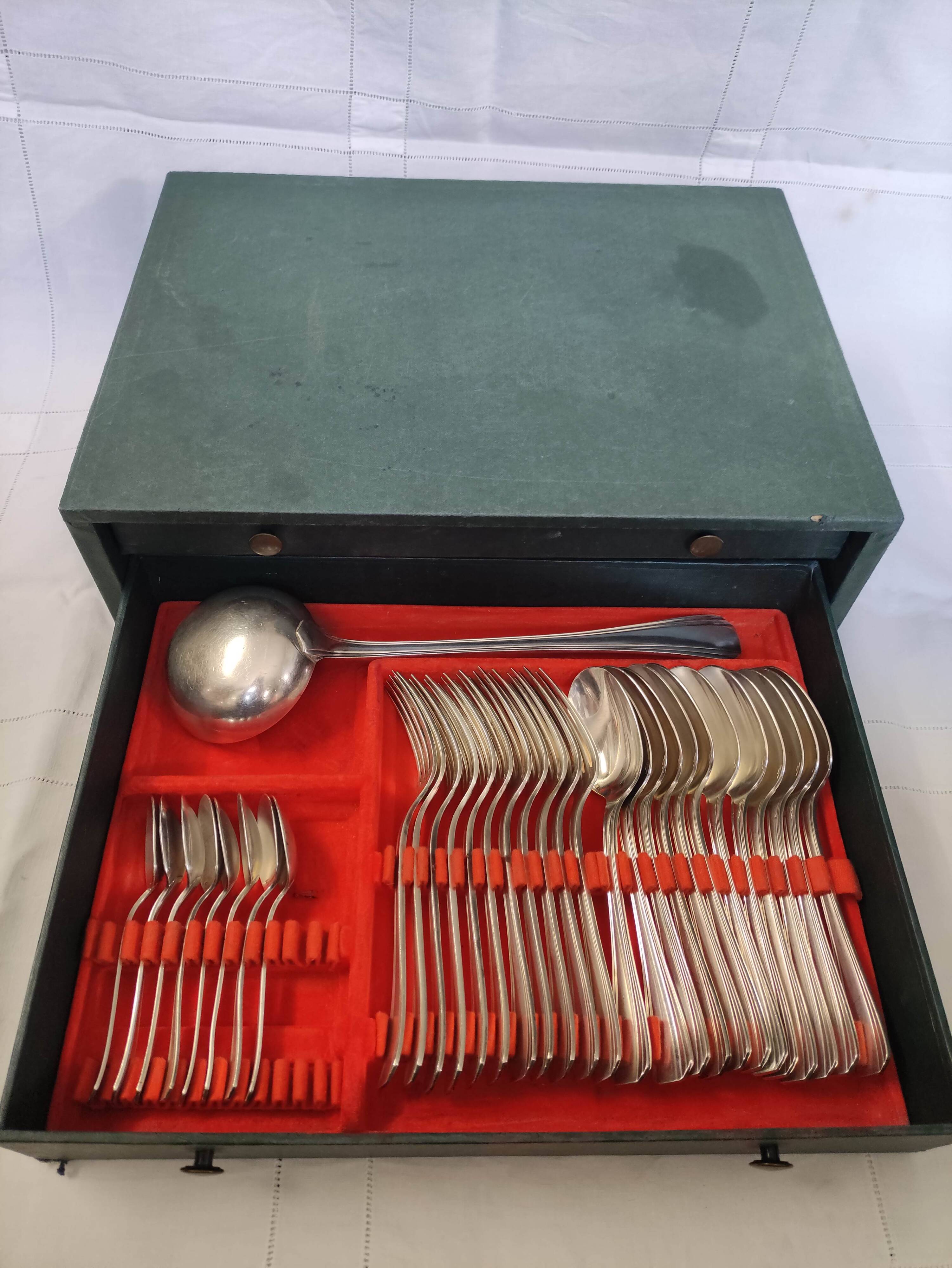 Box 2 drawers household 57 pieces christofle silver metal model "boreal"