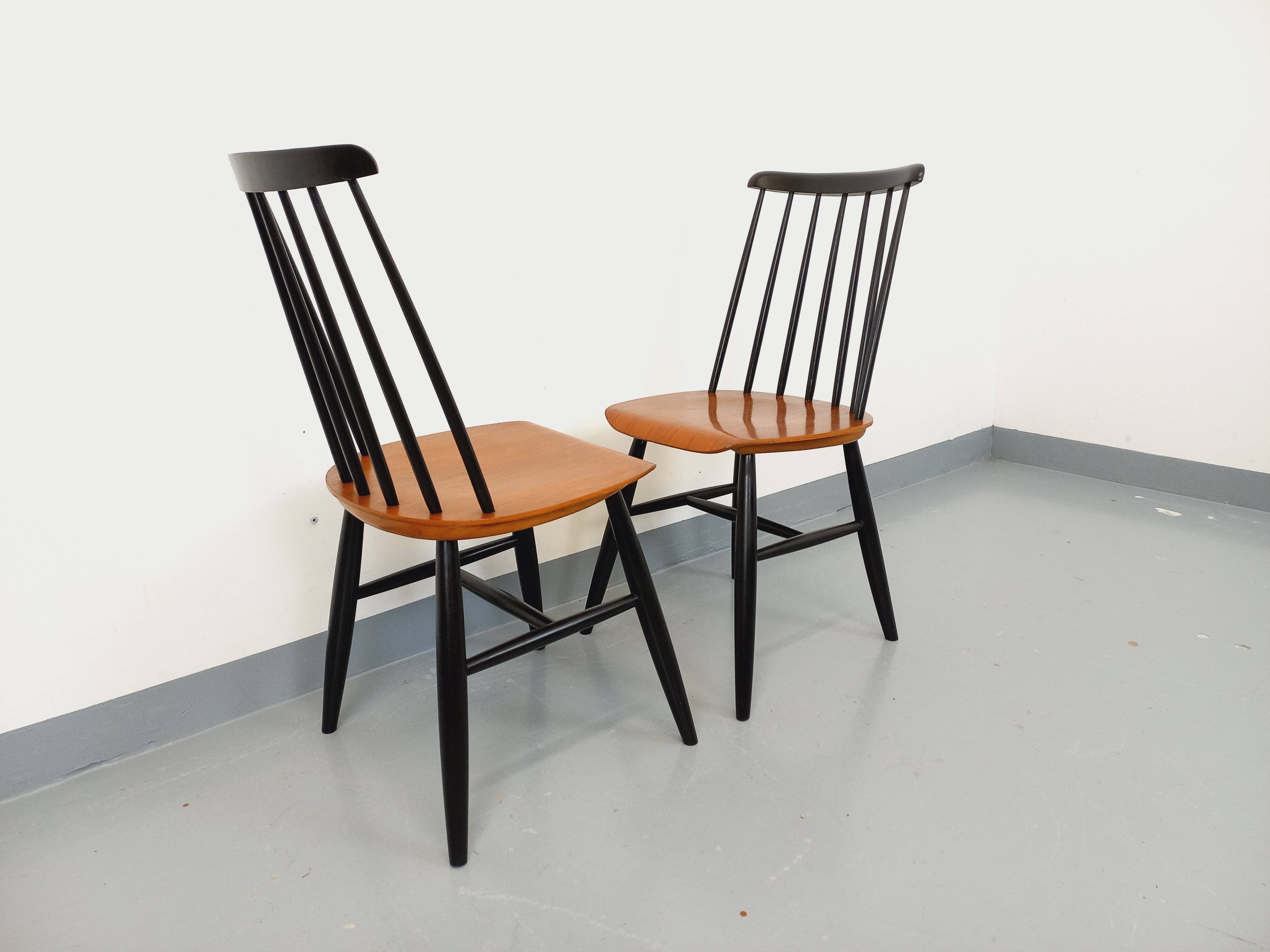 Pair of vintage Scandinavian chairs Fanett by Ilmari Tapiovaara in teak.