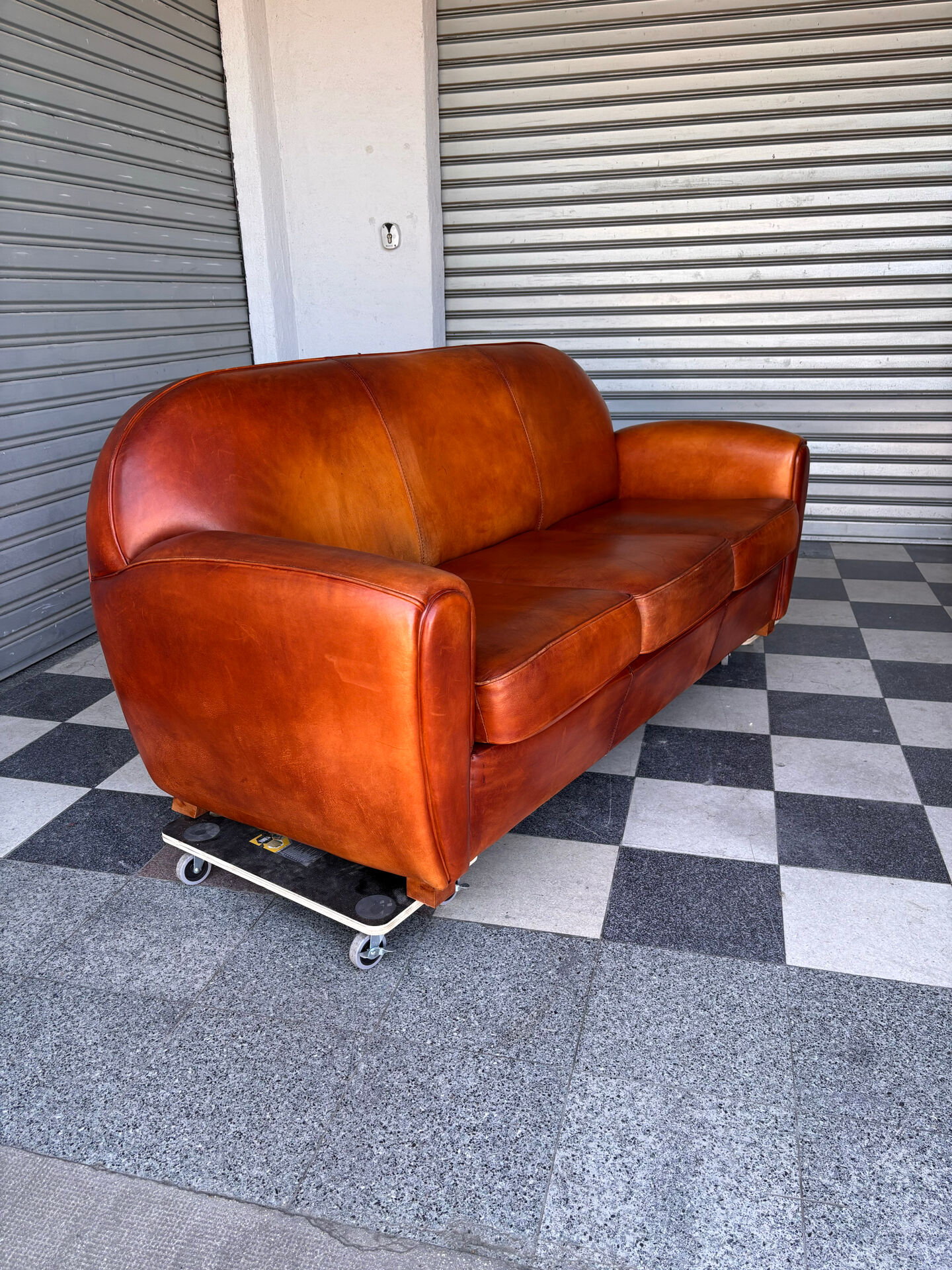 Canapé club vintage en cuir