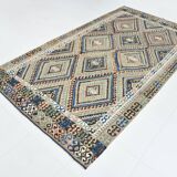 Tapis kilim ancien à losanges géométriques, Dominante bleue et tons nature