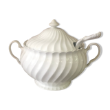 Soup maker and her white Ironstone Snowhite Regenoy