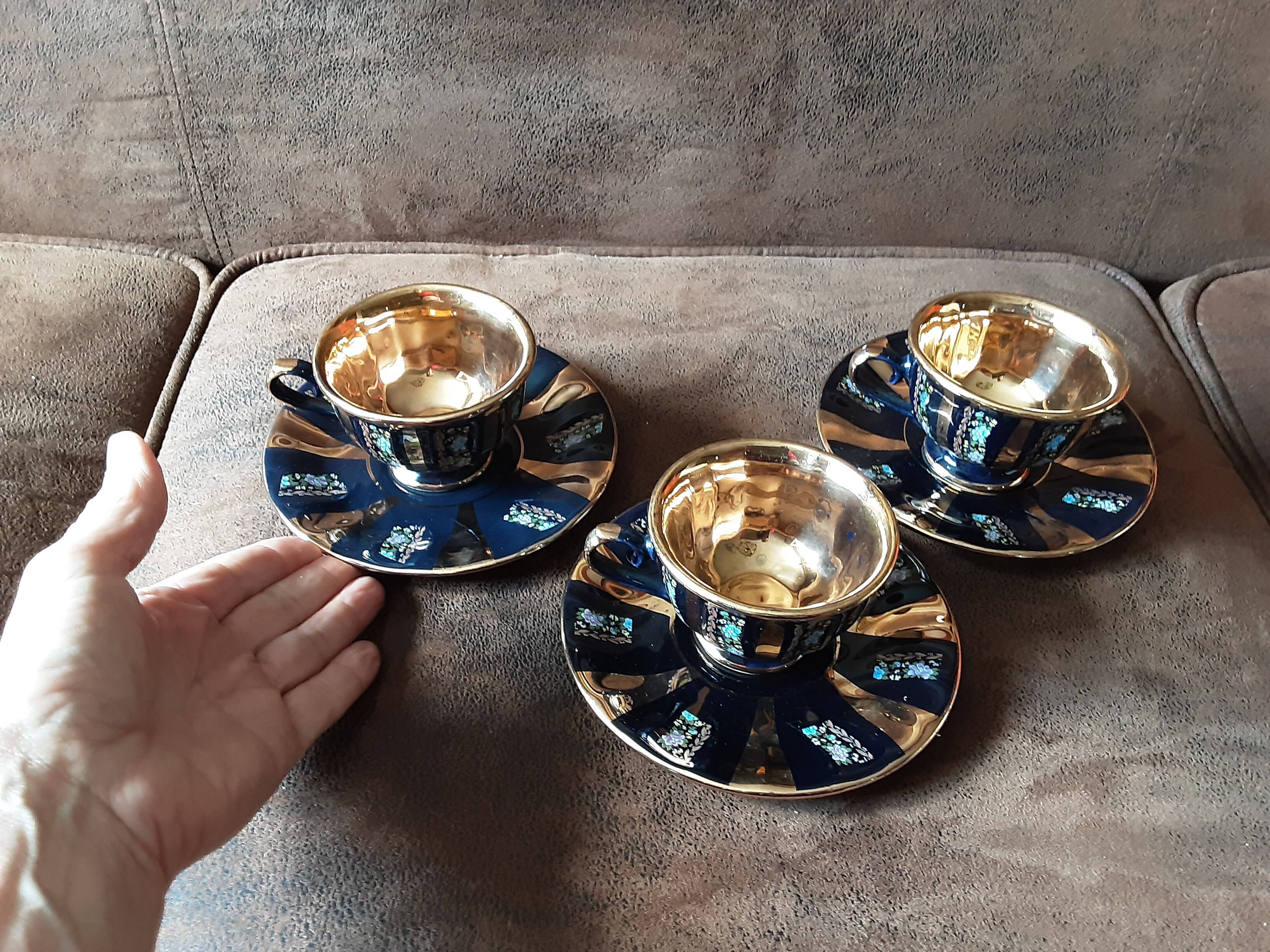 Set of 3 Benju Seramik cups and saucers