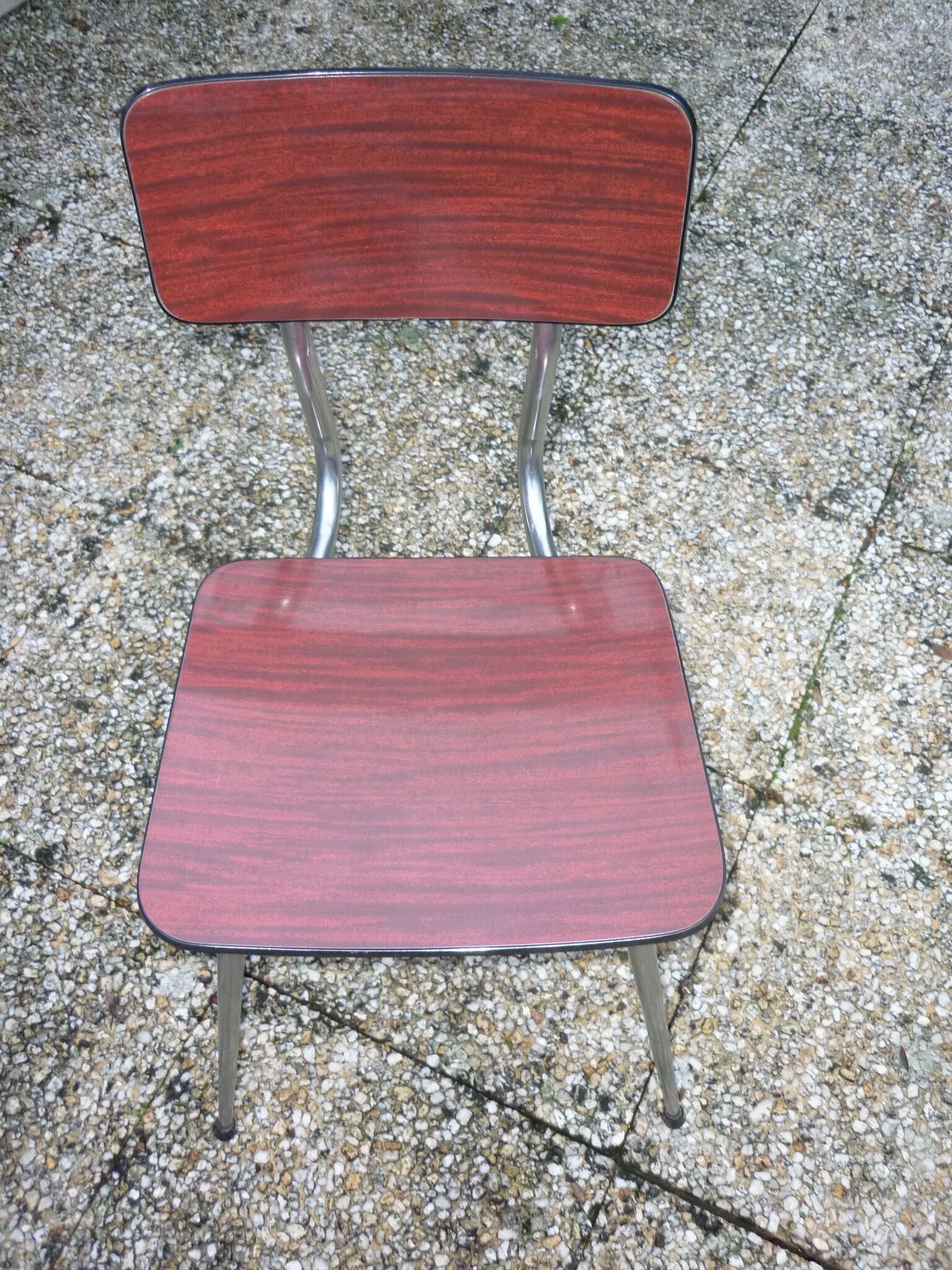 Red-brown marbled formica chair