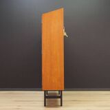 Armoire en teck, design danois, années 1970, production : Danemark