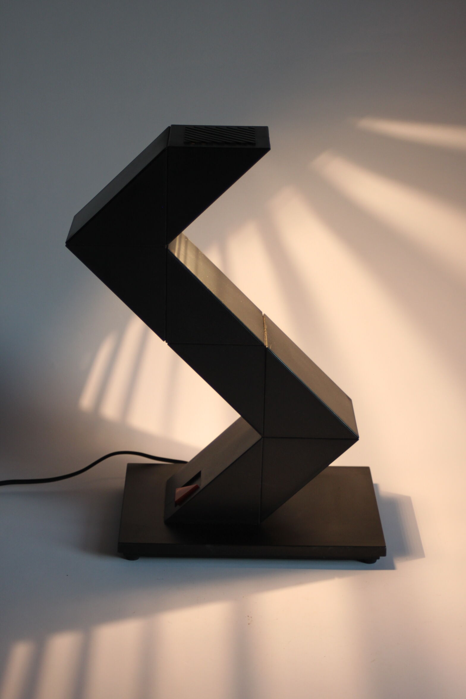 Zig Zag desk lamp by Shui Shan for Elite Lighting, 1980s