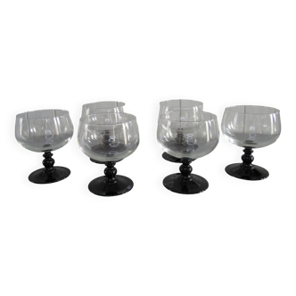 6 glass dessert bowls and black base Luminarc