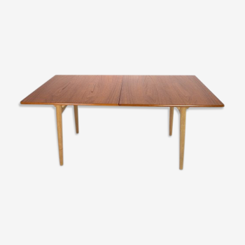 Table à manger en teck et chêne par Hans J. Wegner