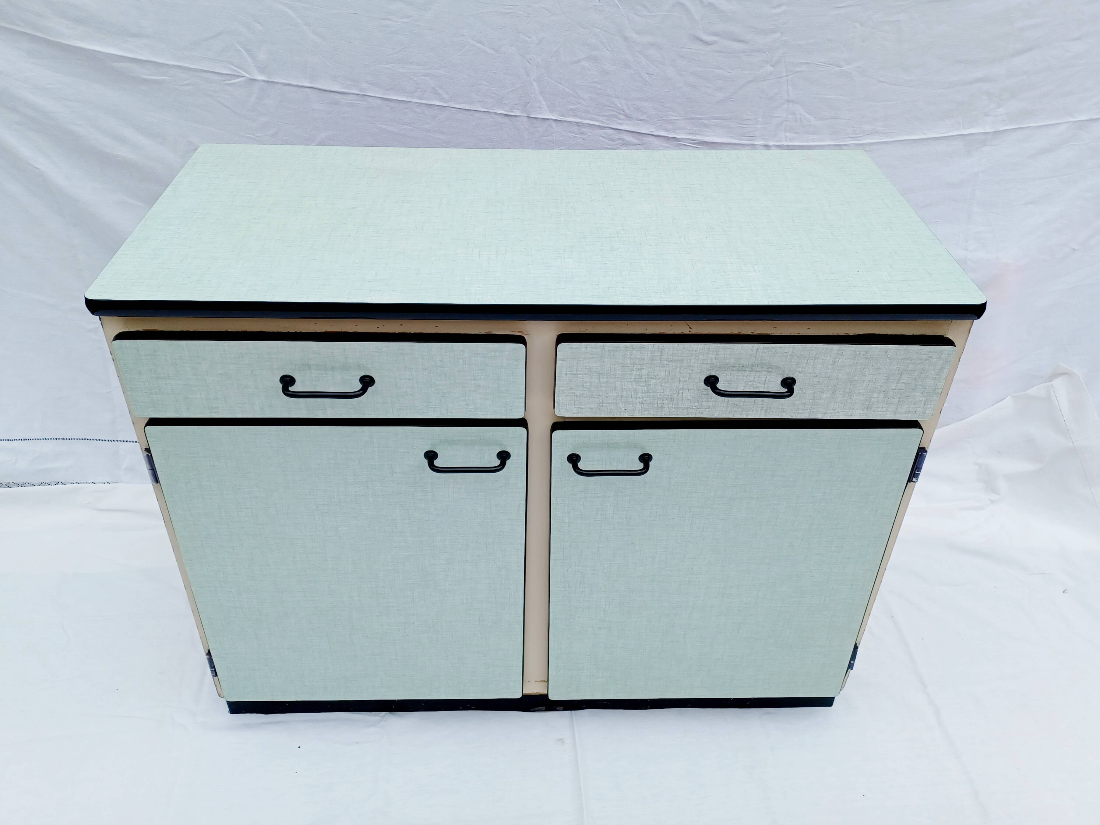 Formica sideboard Water green
