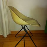 Fiberglass chair