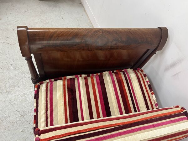 Banquette lit de repos de style Louis XVI en acajou XIX siècle