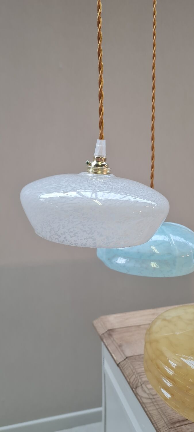 Clichy glass triptych suspension