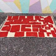 Handmade traditional pure wool rug, red, size 150 x 250 cm.