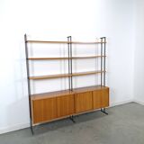 Modulair Omnia wandsysteem, Hilker, teak en zwart staal met legplanken